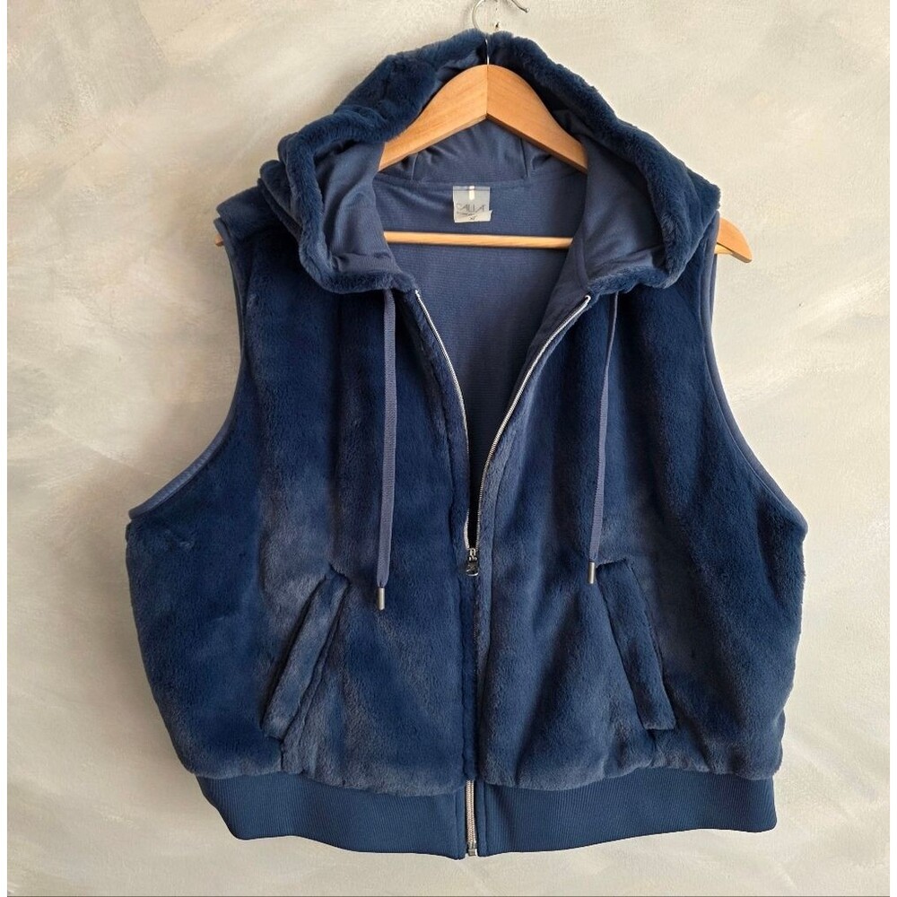 CALIA by Carrie Underwood Plush Faux Fur Hooded Vest Blue Sz XL Running Athletic